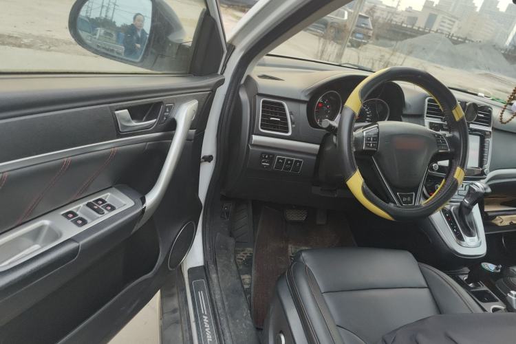 Used Haval H6 2015 Sport Edition 1.5T Automatic Two-Wheel Drive Luxury Model