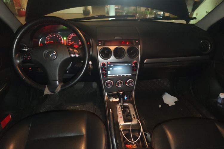 Used Mazda 6 2015 2.0L Automatic Fashion Edition Center Console