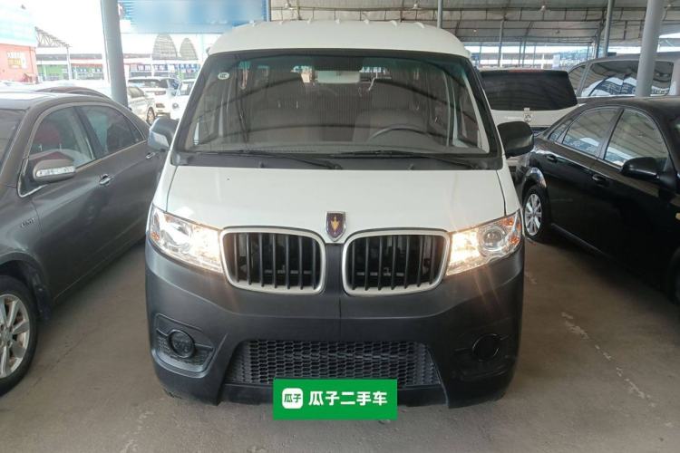 Used Jinbei Hiace X30 2020 1.5L Super-Comfortable Version China VI Standard SWC15M