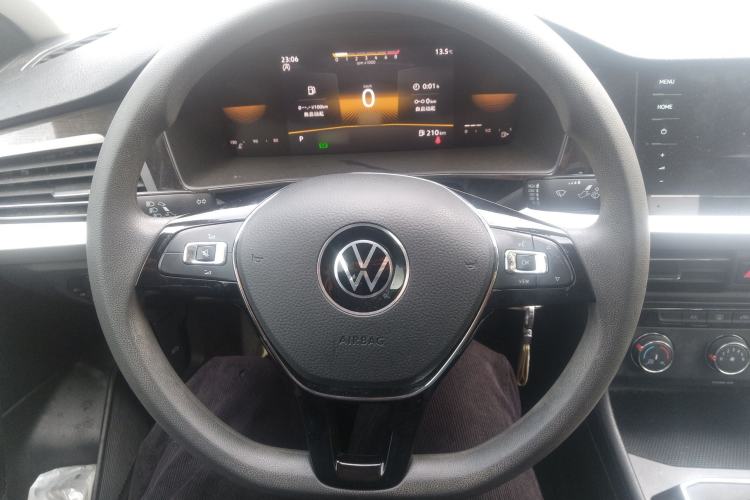 Used Volkswagen Lavida 2021 1.5L Automatic Comfort Edition
