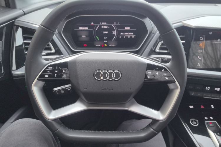 Used Audi Q4 e-tron 2023 40 e-tron Boundary Edition