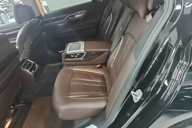 Used BMW 7 Series 2021 730Li Luxury Package