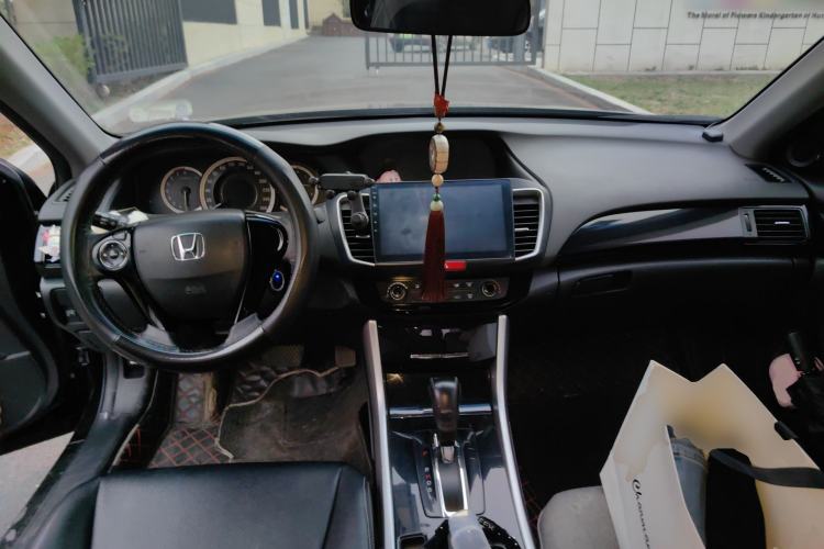 Used Honda Accord 2016 2.0L Comfort Edition
