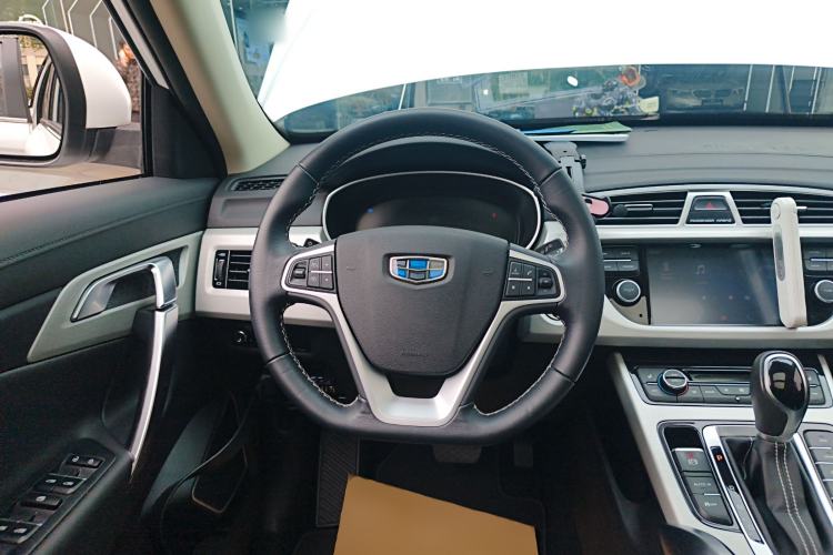 Used Geely Auto Emgrand X7 Sport 2018 1.8TD Automatic Two-Wheel Drive Smart Connect 4G Internet Edition