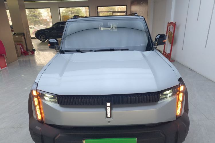 Used iCAR 03 2024 472km Four-Wheel Drive Long-Range Version Front