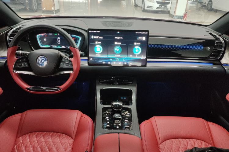 Used BYD Han 2020 EV Four-Wheel Drive High-Performance Flagship Model
