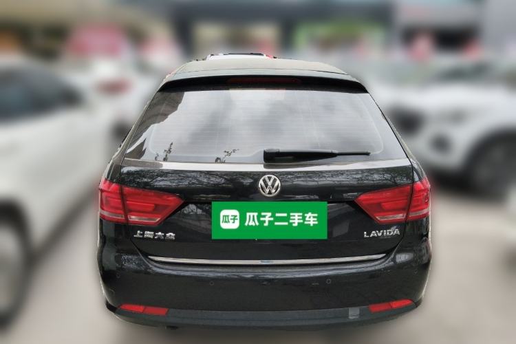 Used Volkswagen Gran Lavida 2013 1.6L Automatic Luxury Model Rear