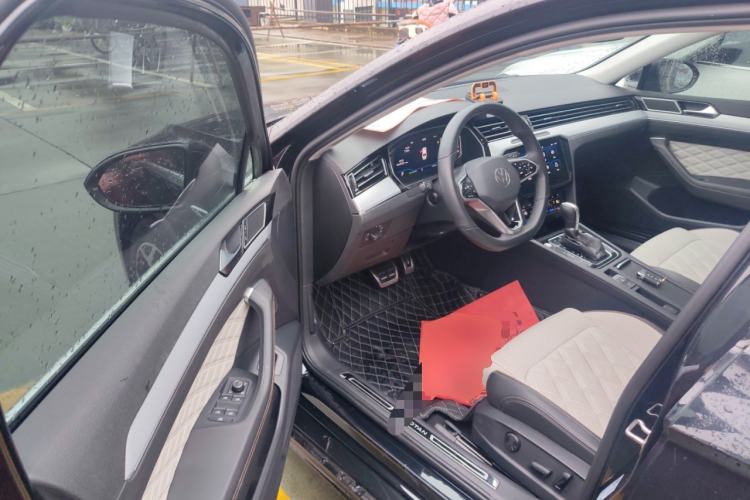 Used Volkswagen Magotan 2023 2 Million Units Commemorative Edition 330TSI DSG Luxury Version