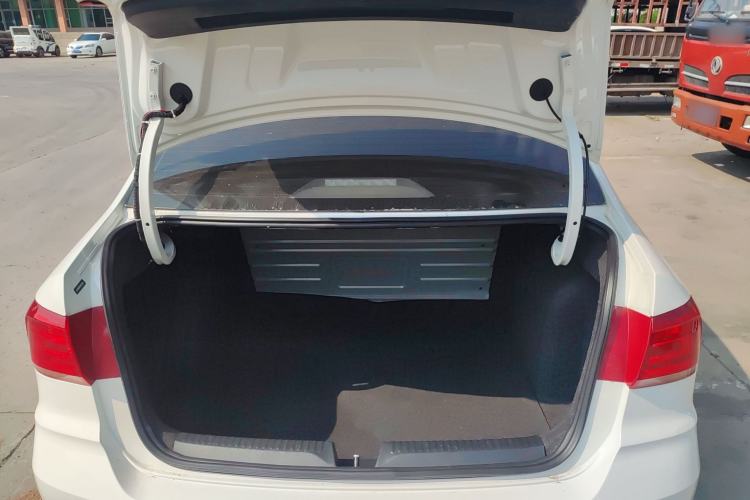 Used Volkswagen Santana 2021 1.5L Manual Fashion Edition Trunk