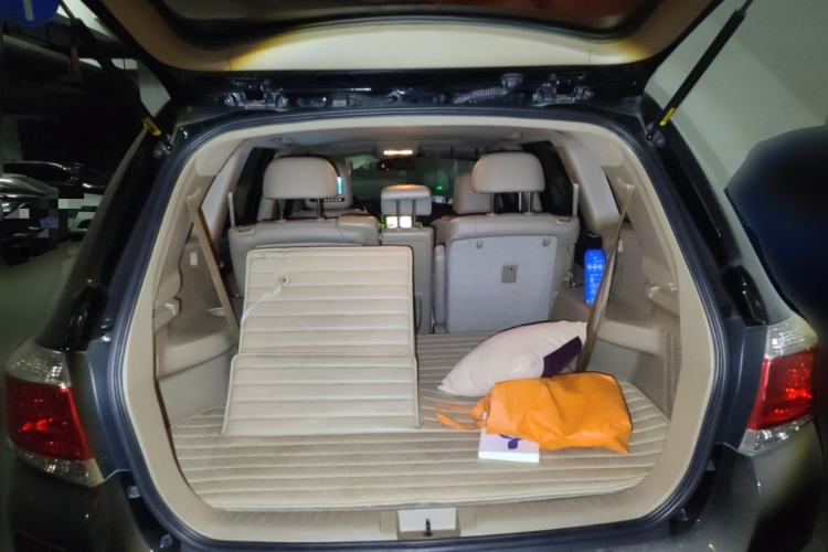 Used Toyota Highlander 2012 2.7L Two-Wheel Drive 7-Seater Luxury Edition