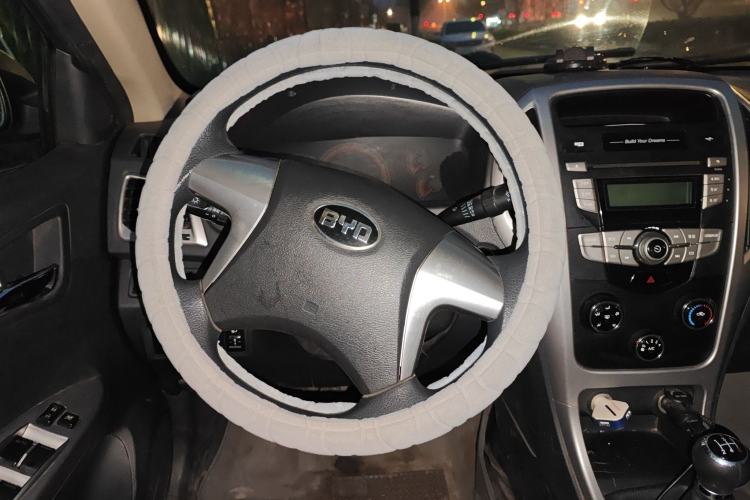 Used BYD F3 2015 Energy-Efficient Model 1.5L Manual Comfort Edition
