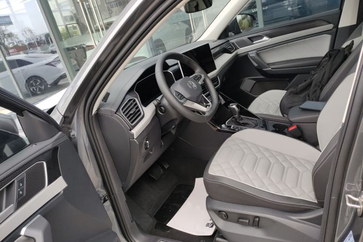 Used Volkswagen Tayron 2023 300TSI Two-Wheel-Drive Luxury Plus Advanced Edition