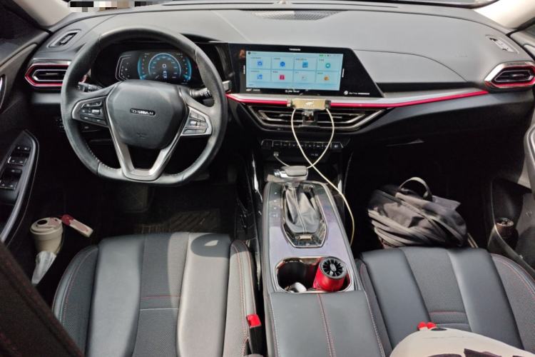 Used CHANGAN OSHAN X5 2021 1.5T DCT Flagship Edition Center Console