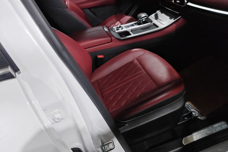 Used JETOUR X70 PLUS 2024 Champion Edition 1.5T DCT Champion MAX 5-Seater
