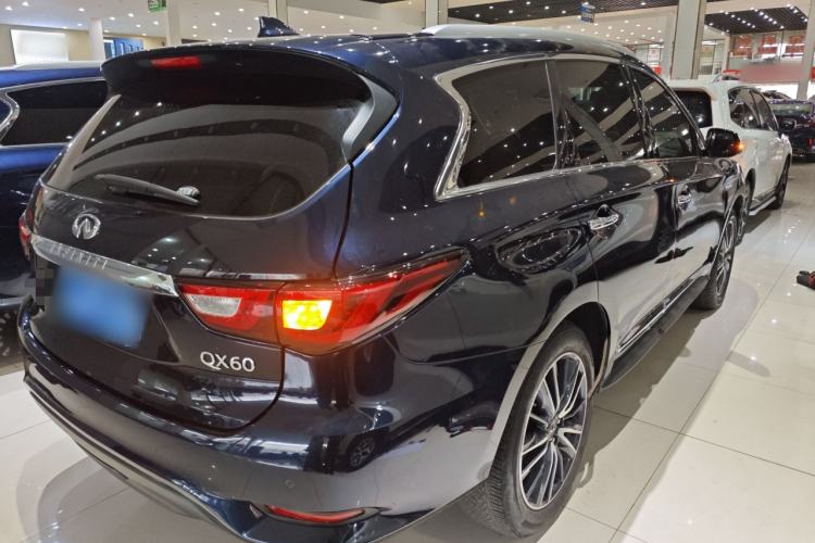 Used Infiniti QX60 2016 2.5 S/C Hybrid Two-Wheel-Drive Excellence Edition China V Standard Rear Right 45 Deg