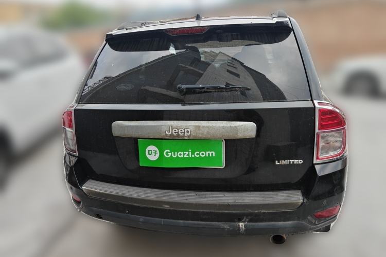 Used Jeep Compass 2011 2.4L four-wheel drive Comfort version