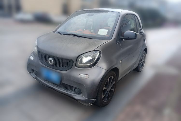 Used smart fortwo 2015 1.0L 52 kW hardtop Dynamic version