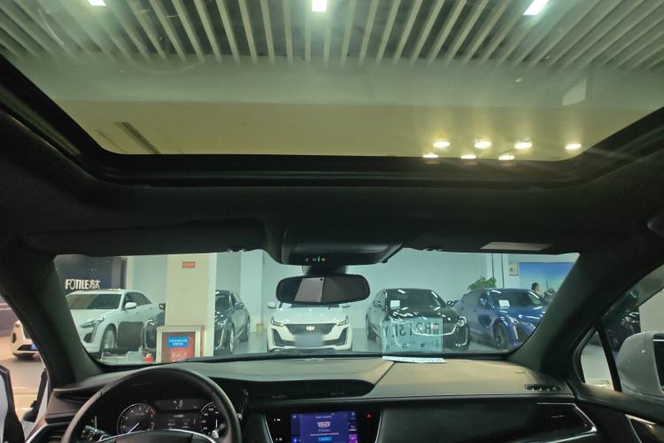 Used Cadillac XT5 2022 2.0T Four-Wheel Drive Luxury Version (Hummingbird Edition)
