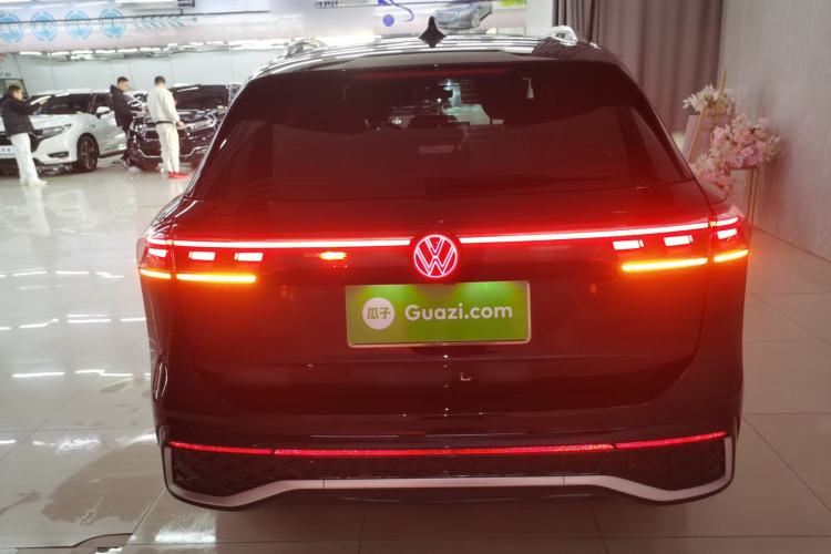 Used Volkswagen Tiguan L 2024 PRO 330TSI Two-Wheel Drive R-Line Smart Edition