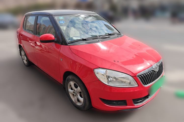 Used Skoda Fabia 2014 1.4L Automatic Crystal Edition