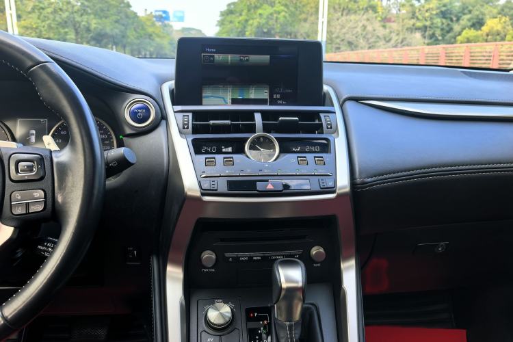 Used Lexus NX 2020 300h Front-Drive FENGSHANG Version China VI Standard Interior 9