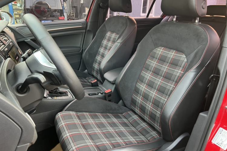 Used Volkswagen Golf GTI 2018 2.0 TSI GTI
