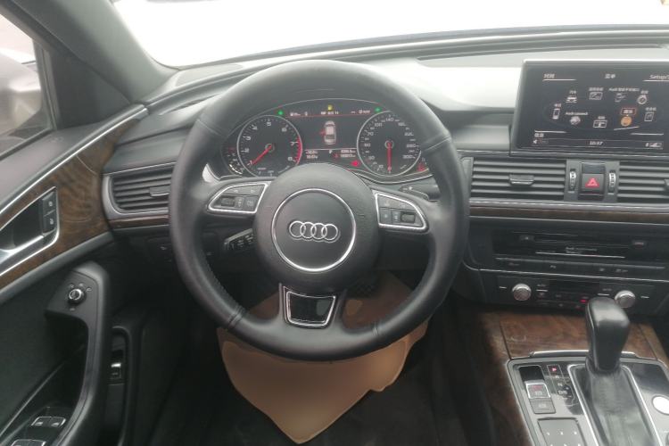 Used Audi A6L 2018 30th Anniversary Edition 35 TFSI Fashion Model
