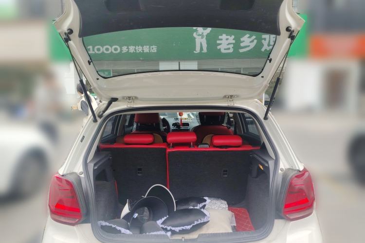 Used Volkswagen Polo 2018 1.5L Automatic Enjoyment Model Trunk