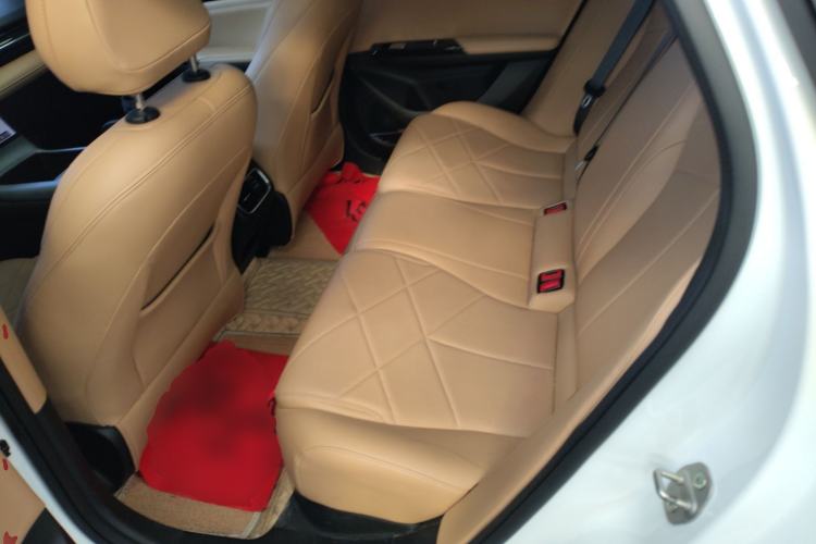 Used Geely Galaxy L6 2024 125km PLUS Dragon Edition
