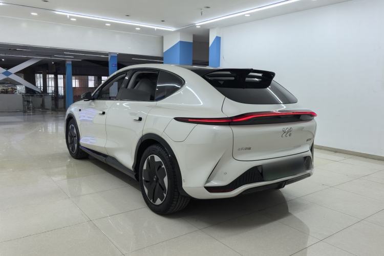 Used IM LS7 2023 90 kWh Elite Rear-Drive Version
