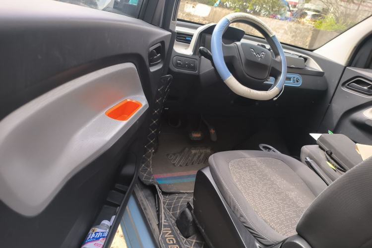 Used Wuling Hongguang MINIEV 2020 Zizai Version Lithium-NMC Driver Seat