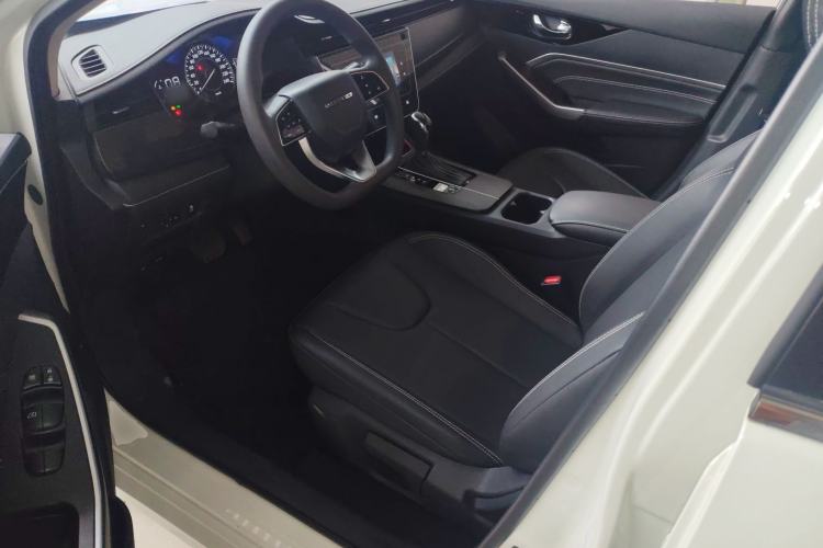 Used Venucia D60 2023 PLUS 1.6L XL CVT Yue Ling Edition
