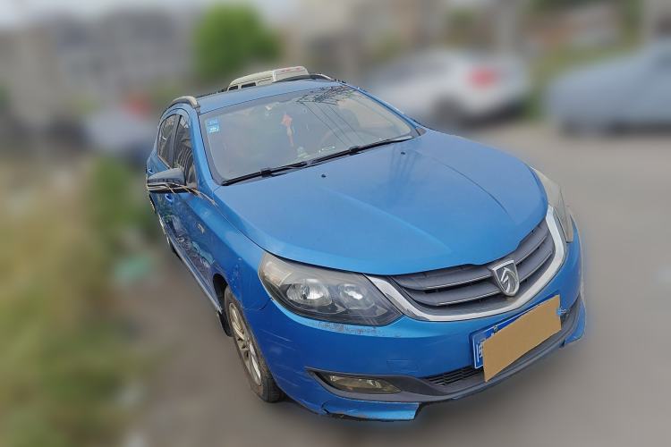 Used Baojun 610 2014 CROSS 1.5L Manual Comfort Model
