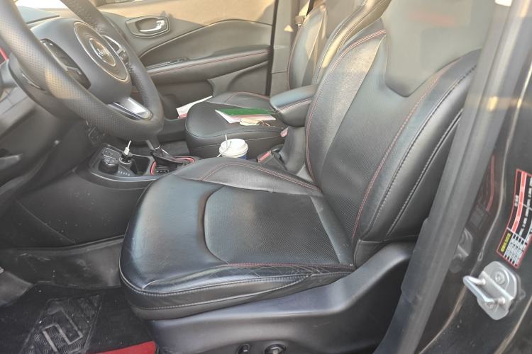 Used Jeep Compass 2017 200TS Automatic High-Performance All-Wheel Drive Edition
