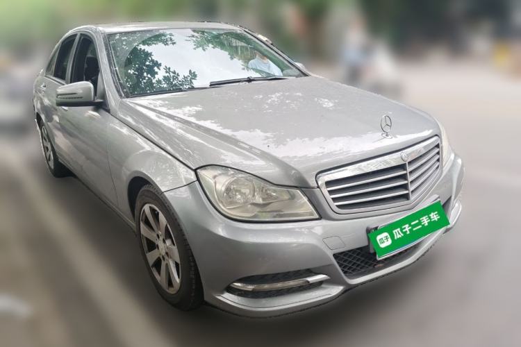 Used Mercedes-Benz C-Class 2013 C 180 CGI Classic Front Right 45 Deg