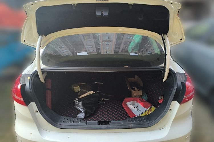 Used Ford Focus 2018 Sedan Classic 1.6L Manual Fashion Edition SmartDrive Version