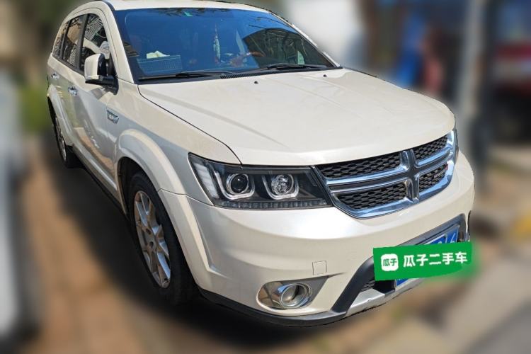 Used Dodge Journey 2013 2.4L Two-Wheel Drive Luxury Version