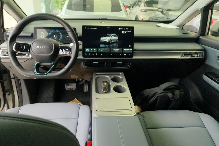 Used AION Y 2023 Younger