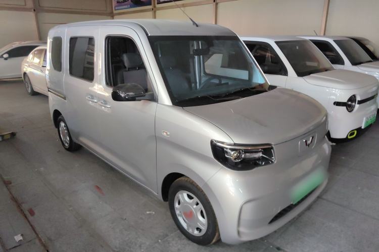 Used Wuling Zhiguang New Energy 2025 Standard Model
