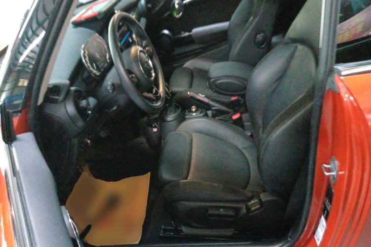 Used MINI MINI 2021 1.5T COOPER Artist
