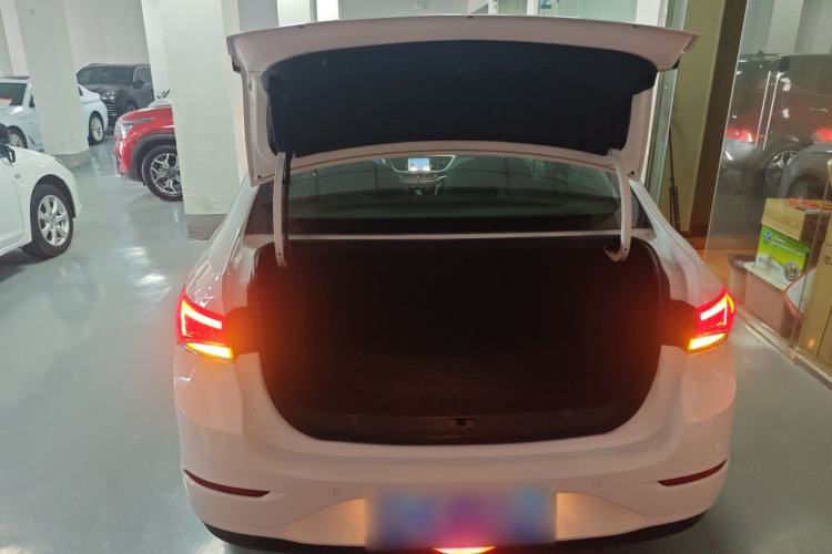 Used Buick GT 2021 Revised Version Flagship 1.5L Automatic Elite Edition Trunk