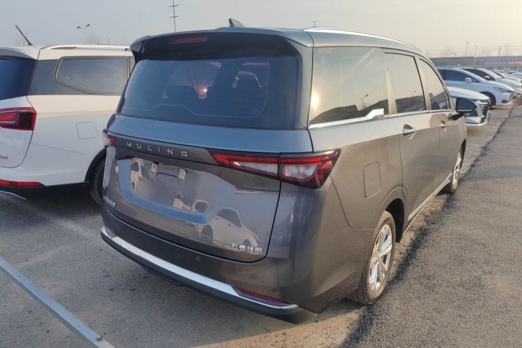 Used Wuling Jiachen 2022 1.5L Manual Comfort Edition
