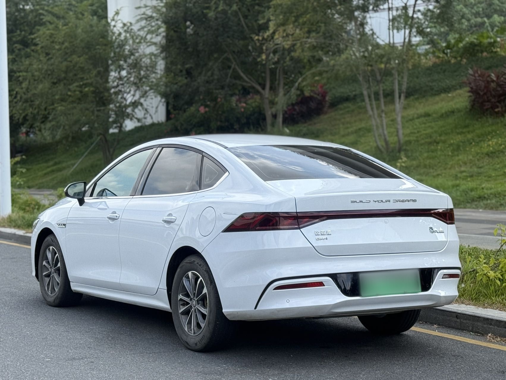 BYD Qin PLUS 2024 HONOR Edition DM-i 55KM Leading Model — снимка 16
