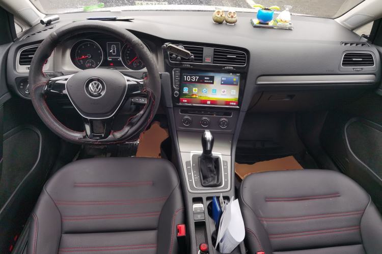 Used Volkswagen Golf 2015 1.6L Automatic Comfort Model
