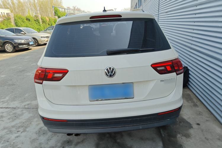Used Volkswagen Tiguan L 2018 330TSI Automatic Two-Wheel Drive Luxury Edition Rear