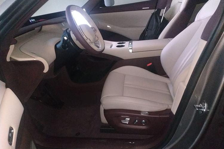 Used Xiaomi Auto YU7 2025 Ultra-Long Range Rear-Wheel Drive Version Left Front Seat