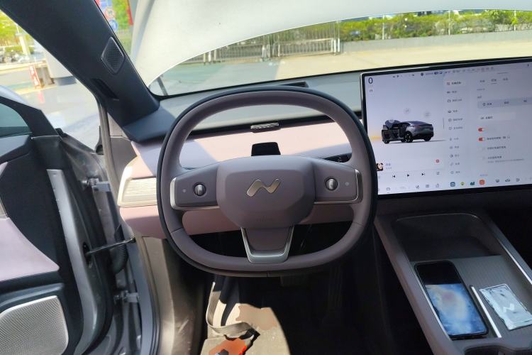 Used ONVO L60 2024 60 kWh Rear-Drive Version