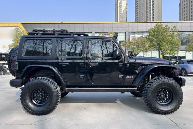 Used Jeep Wrangler 2021 2.0T Robin Hood Four-Door Edition
