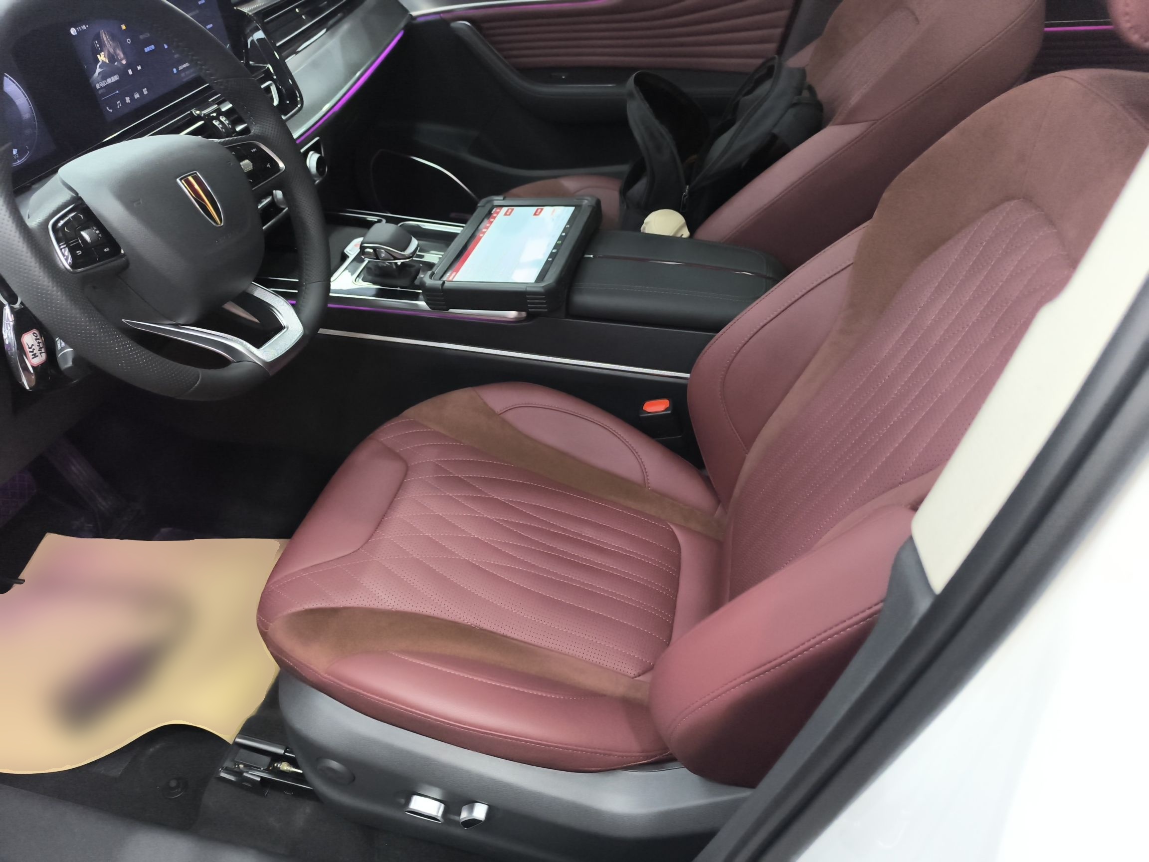 Переднее сиденье в автомобиле