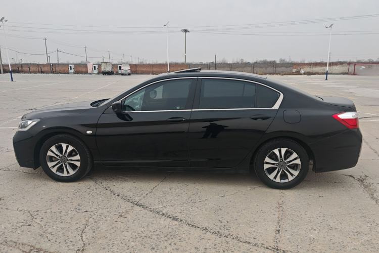 Used Honda Accord 2015 2.0L LX Comfort Edition
